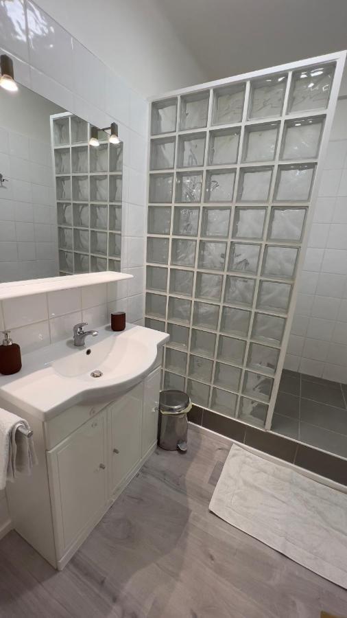 Apartment Escale